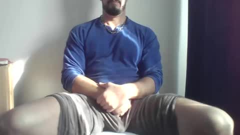 Snapshot of studdotcom chatting on January 29, 2025, 8:29 am Ero online show from January 29, 2025, 8:29 am