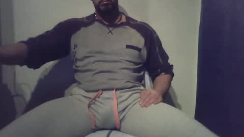 Snapshot of studdotcom chatting on February 12, 2025, 5:58 pm Ero online show from February 12, 2025, 5:58 pm