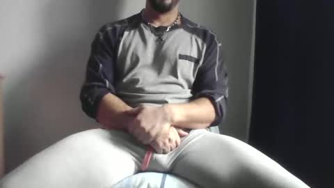 Snapshot of studdotcom chatting on February 14, 2025, 9:03 am Ero online show from February 14, 2025, 9:03 am