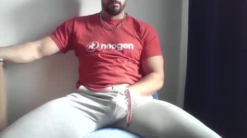 Snapshot of studdotcom chatting on February 21, 2025, 8:51 am Ero online show from February 21, 2025, 8:51 am