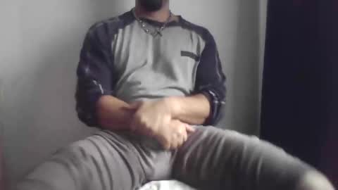 Snapshot of studdotcom chatting on October 26, 2025, 9:26 am Ero online show from October 26, 2025, 9:26 am