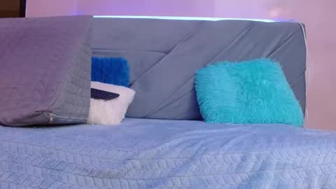 Snapshot of studentdeivy chatting on February 7, 2026, 9:57 am DEIVY online show from February 7, 2026, 9:57 am