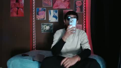 Snapshot of studioebony chatting on March 6, 2026, 12:40 am studioebony online show from March 6, 2026, 12:40 am