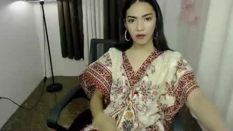 stunning__amber online show from October 23, 2025, 7:56 pm