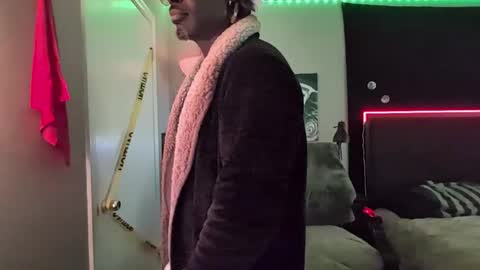 Hot Chocolate online show from September 21, 2025, 9:05 pm