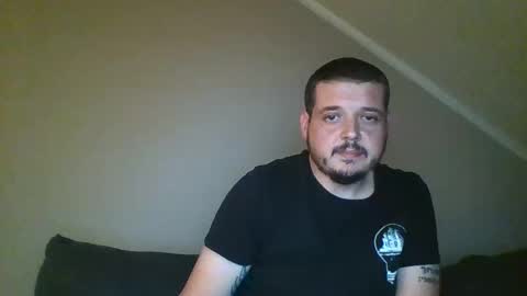 Snapshot of sub3100 chatting on November 15, 2025, 1:58 am 420Fun online show from November 15, 2025, 1:58 am