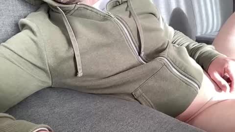 Snapshot of subalex1 chatting on December 2, 2024, 11:01 am alex online show from December 2, 2024, 11:01 am