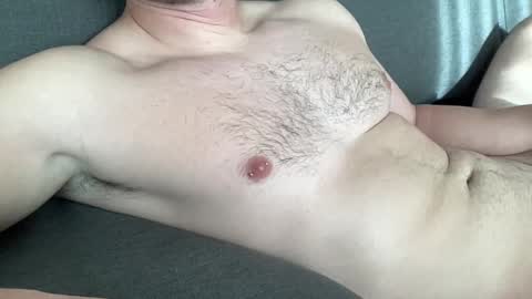 Snapshot of subalex1 chatting on December 27, 2024, 11:28 am alex online show from December 27, 2024, 11:28 am