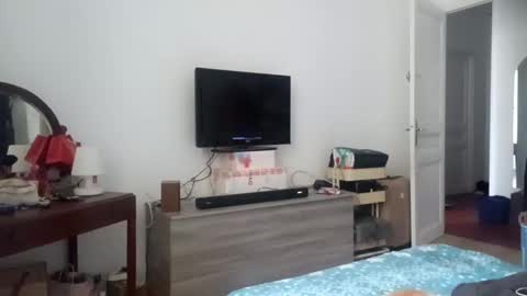 Snapshot of subassslut chatting on January 11, 2025, 10:29 am Tom online show from January 11, 2025, 10:29 am