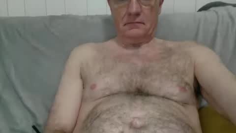 subforgirls1 online show from December 17, 2025, 2:39 am