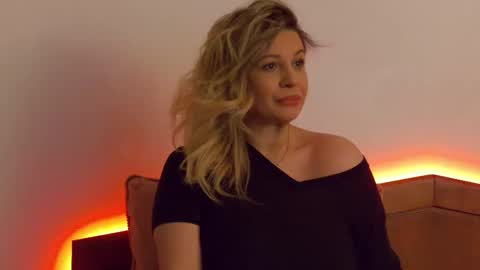 Snapshot of sublimecarla chatting on February 21, 2026, 11:39 pm Carla online show from February 21, 2026, 11:39 pm