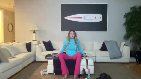 Sissy Isabella online show from November 4, 2025, 5:50 am