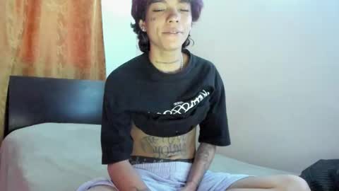 Snapshot of submissive_boyy_ chatting on December 18, 2025, 6:03 pm nico online show from December 18, 2025, 6:03 pm