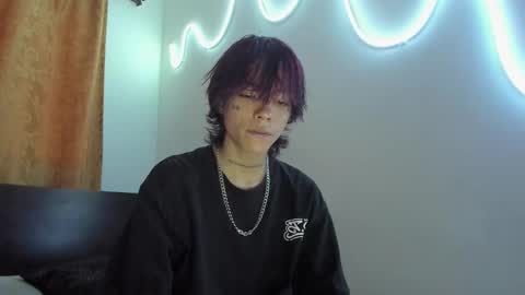 Snapshot of submissive_boyy_ chatting on December 22, 2025, 5:54 pm nico online show from December 22, 2025, 5:54 pm