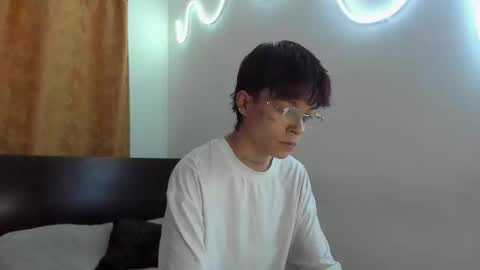 Snapshot of submissive_boyy_ chatting on January 12, 2026, 5:51 pm nico online show from January 12, 2026, 5:51 pm