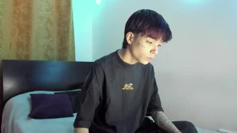 Snapshot of submissive_boyy_ chatting on January 13, 2026, 5:07 pm nico online show from January 13, 2026, 5:07 pm