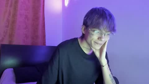 Snapshot of submissive_boyy_ chatting on February 16, 2026, 8:49 pm nico online show from February 16, 2026, 8:49 pm