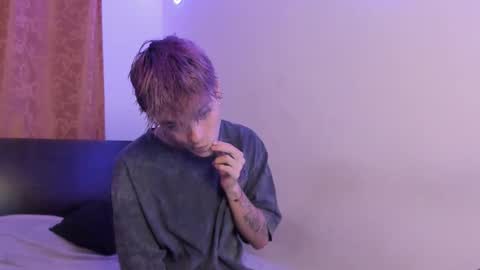 Snapshot of submissive_boyy_ chatting on March 17, 2026, 11:52 pm nico online show from March 17, 2026, 11:52 pm