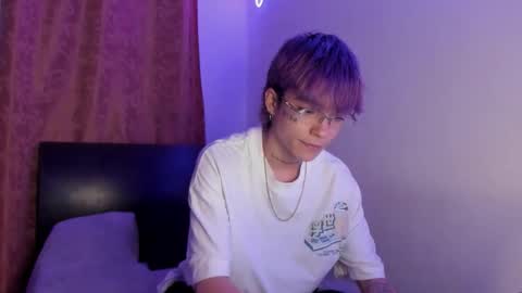 Snapshot of submissive_boyy_ chatting on March 30, 2026, 1:06 am nico online show from March 30, 2026, 1:06 am