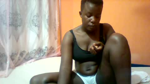 Snapshot of submissive_slut001 chatting on June 25, 2026, 9:14 am submissive_slut001 online show from June 25, 2026, 9:14 am
