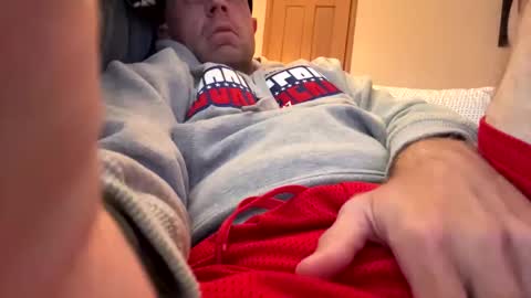 submissivebrett373 online show from October 17, 2025, 9:39 pm