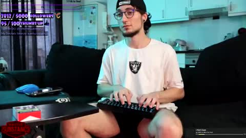 Snapshot of substanc3 chatting on October 8, 2025, 5:21 pm Im Substanc3 online show from October 8, 2025, 5:21 pm