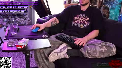 Snapshot of substanc3 chatting on December 16, 2025, 9:58 am Im Substanc3 online show from December 16, 2025, 9:58 am