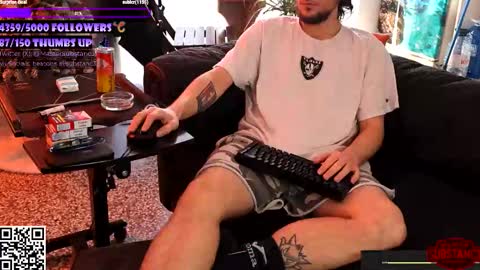 Snapshot of substanc3 chatting on January 9, 2026, 10:18 am Im Substanc3 online show from January 9, 2026, 10:18 am