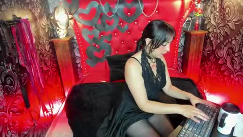 Yunna online show from February 12, 2025, 12:55 pm