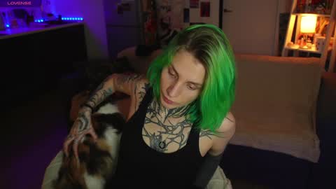 succubus_66 online show from December 7, 2024, 2:35 pm