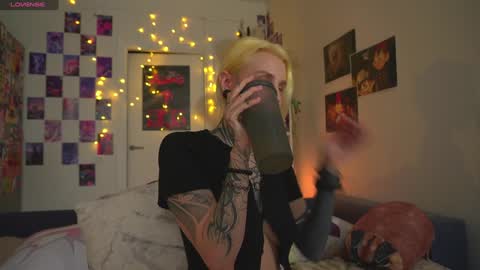 succubus_66 online show from January 13, 2025, 9:08 am