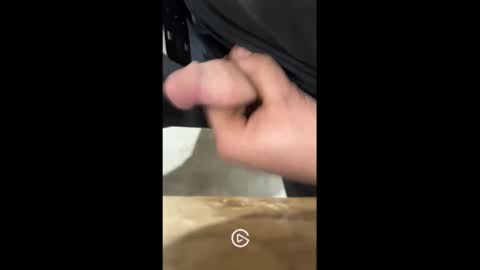 Snapshot of suck_me22 chatting on December 18, 2024, 12:10 am suck_me22 online show from December 18, 2024, 12:10 am