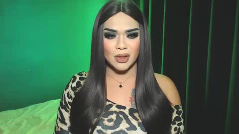 JADE ELYSE online show from December 7, 2024, 8:05 pm