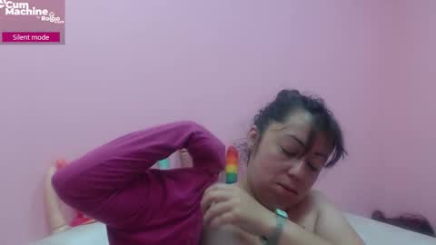 Snapshot of sucker_drool chatting on September 16, 2025, 11:55 am Sucky online show from September 16, 2025, 11:55 am