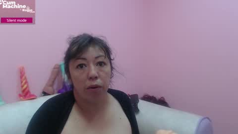 Snapshot of sucker_drool chatting on September 28, 2025, 12:10 pm Sucky online show from September 28, 2025, 12:10 pm