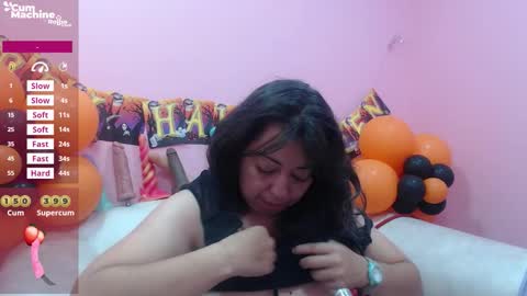 Snapshot of sucker_drool chatting on October 20, 2025, 12:16 pm Sucky online show from October 20, 2025, 12:16 pm