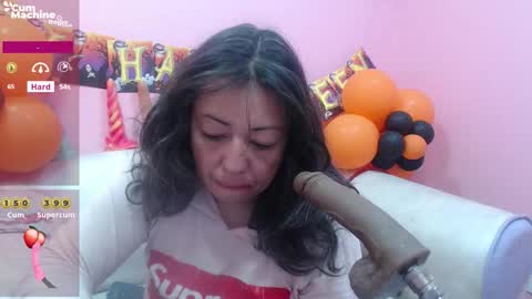 Snapshot of sucker_drool chatting on October 26, 2025, 12:11 pm Sucky online show from October 26, 2025, 12:11 pm