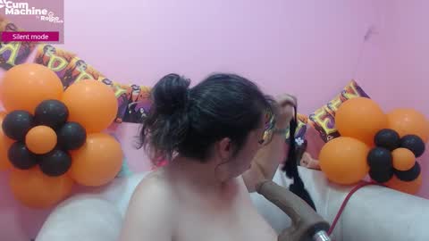 Snapshot of sucker_drool chatting on October 27, 2025, 12:09 pm Sucky online show from October 27, 2025, 12:09 pm