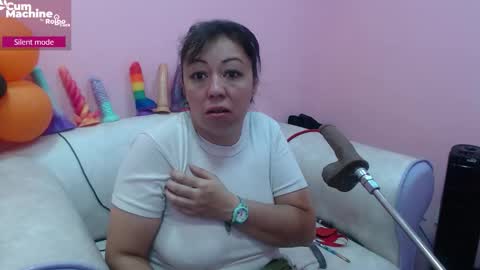 Snapshot of sucker_drool chatting on November 10, 2025, 12:26 pm Sucky online show from November 10, 2025, 12:26 pm