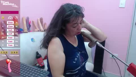 Snapshot of sucker_drool chatting on November 11, 2025, 12:27 pm Sucky online show from November 11, 2025, 12:27 pm