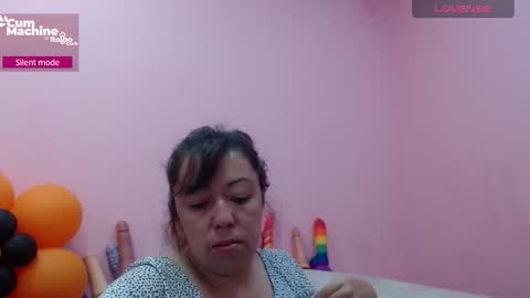 Snapshot of sucker_drool chatting on November 26, 2025, 12:39 pm Sucky online show from November 26, 2025, 12:39 pm