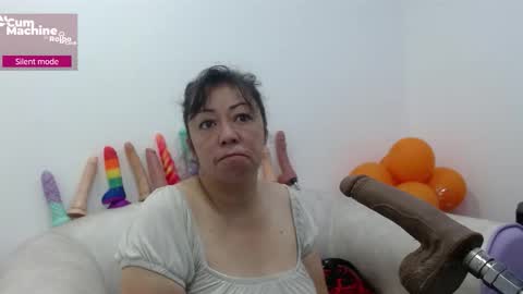 Snapshot of sucker_drool chatting on November 30, 2025, 12:09 pm Sucky online show from November 30, 2025, 12:09 pm