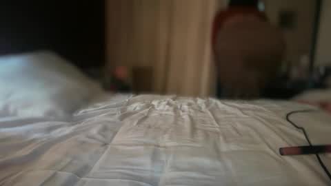 Snapshot of suckmythong410104 chatting on February 23, 2026, 5:38 am SaraSabeen online show from February 23, 2026, 5:38 am