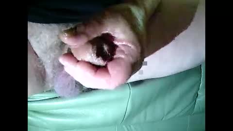 Snapshot of suesser0009 chatting on October 9, 2025, 10:57 am Martin sweetboy online show from October 9, 2025, 10:57 am