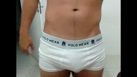 Snapshot of suetsemsay chatting on January 14, 2025, 3:22 am suetsemsay online show from January 14, 2025, 3:22 am