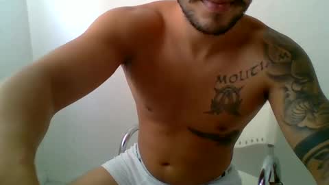 Snapshot of suetsemsay chatting on March 11, 2025, 7:47 pm suetsemsay online show from March 11, 2025, 7:47 pm