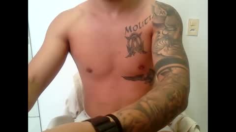 Snapshot of suetsemsay chatting on December 21, 2025, 7:10 pm suetsemsay online show from December 21, 2025, 7:10 pm