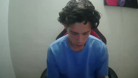 Snapshot of suez666 chatting on November 18, 2025, 4:06 am suez666 online show from November 18, 2025, 4:06 am