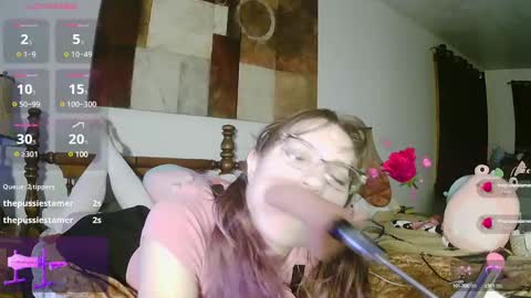 Snapshot of sufferbunny chatting on December 13, 2024, 11:06 pm Nikki Sabel online show from December 13, 2024, 11:06 pm