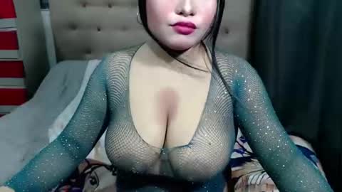 sugar__19 online show from May 26, 2026, 2:35 pm